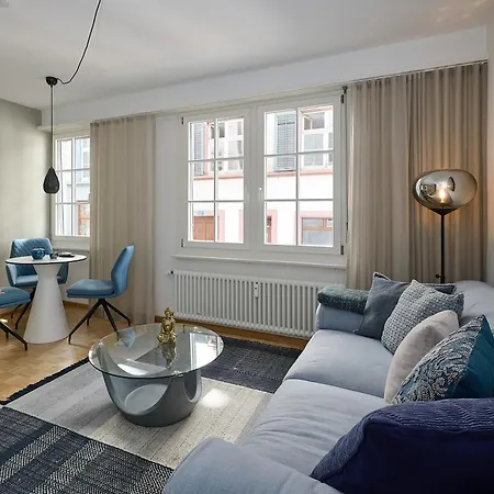 Riverside Apartment Basel