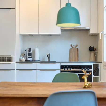 Riverside Apartment *